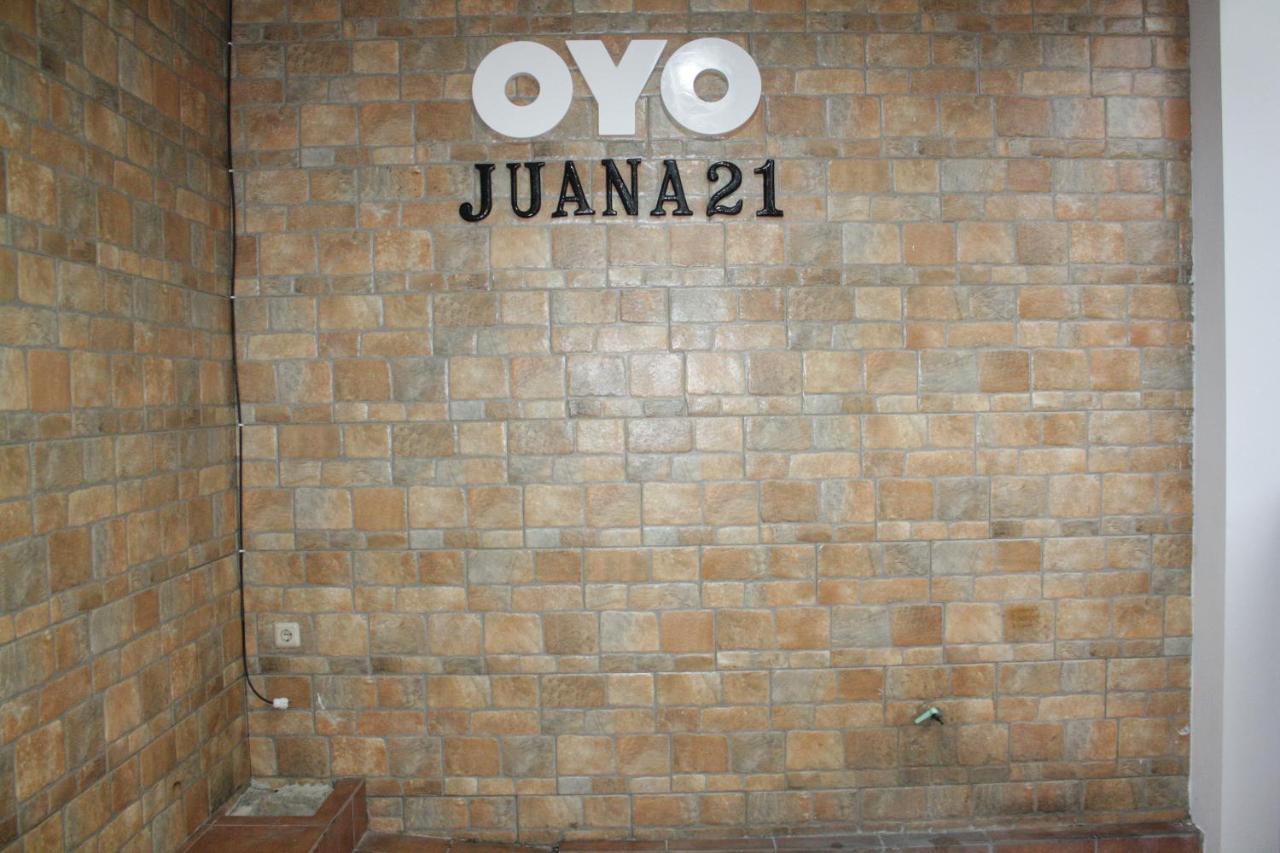 Hotel Oyo 245 Juana 21 Giacarta Esterno foto