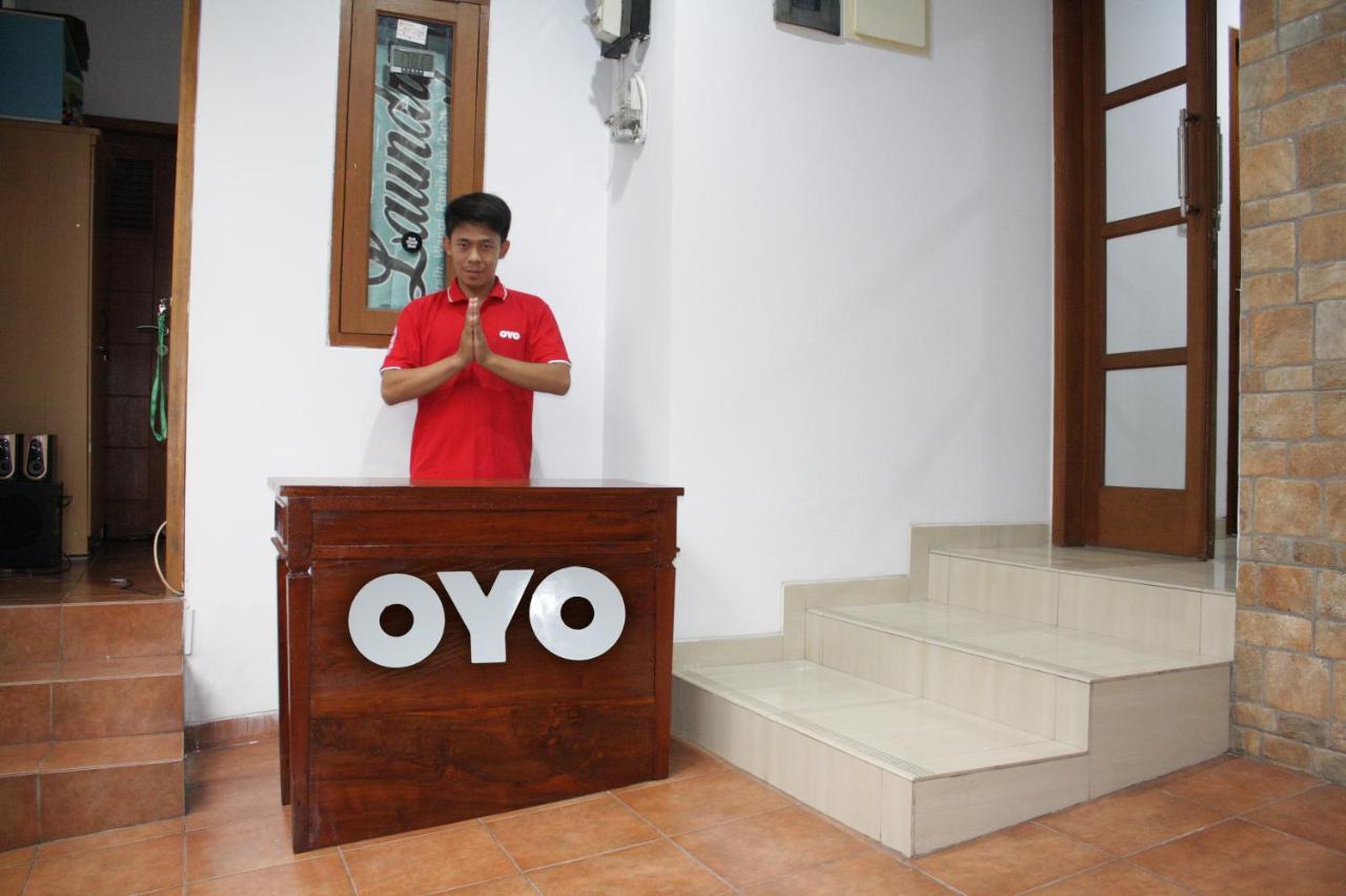 Hotel Oyo 245 Juana 21 Giacarta Esterno foto