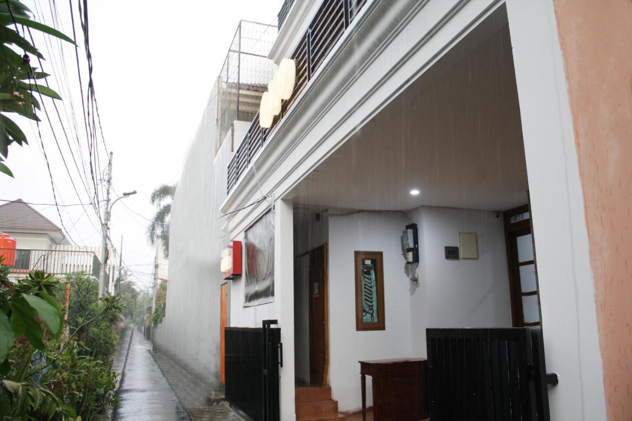 Hotel Oyo 245 Juana 21 Giacarta Esterno foto