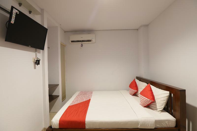 Hotel Oyo 245 Juana 21 Giacarta Esterno foto